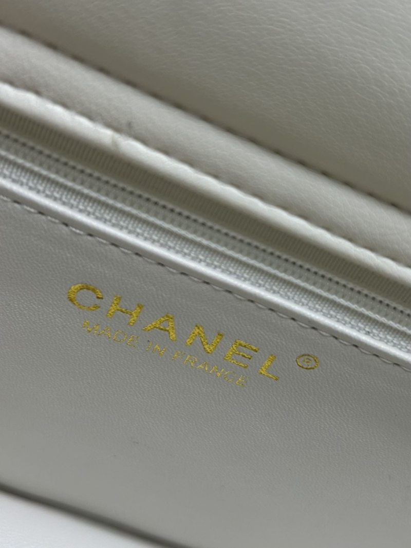 Ch**el wallet purse